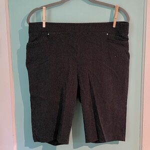 B&W polka dot Bermuda shorts